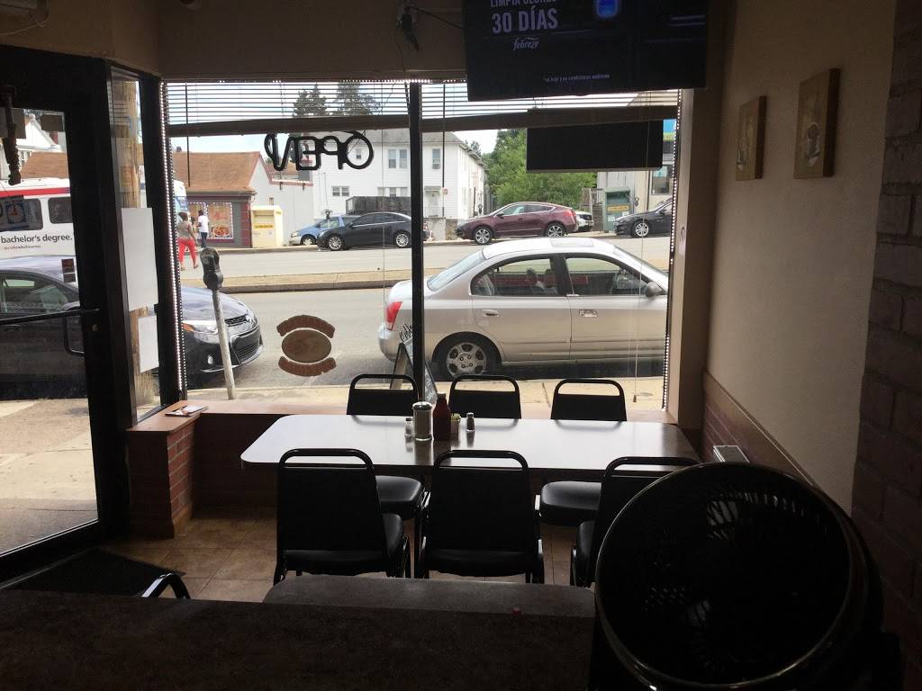 Leos kitchen | restaurant | 7329 West Chester Pike, Upper Darby, PA 19082, USA | 6103523769 OR +1 610-352-3769