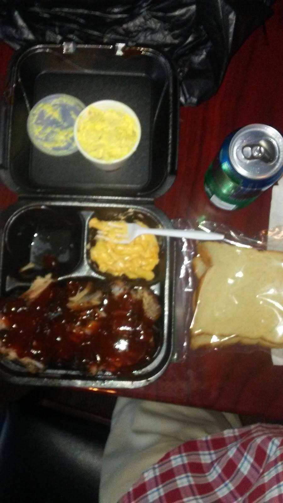 Mack Bros BBQ | restaurant | 2700 Rockford Ln, Louisville, KY 40216, USA | 5023844590 OR +1 502-384-4590