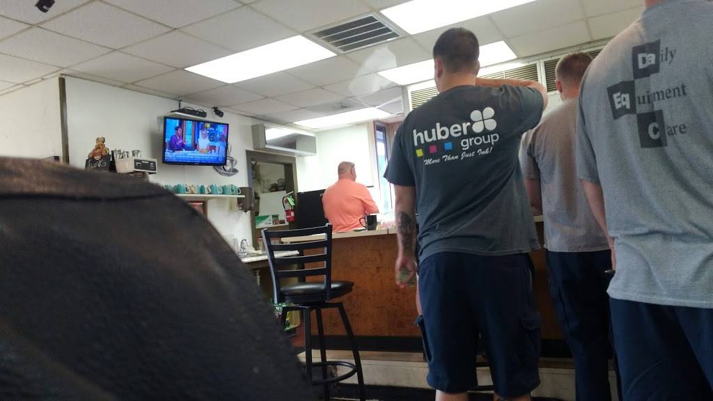 Market Grill | restaurant | 1210 E Court St, Marion, NC 28752, USA | 8286599556 OR +1 828-659-9556