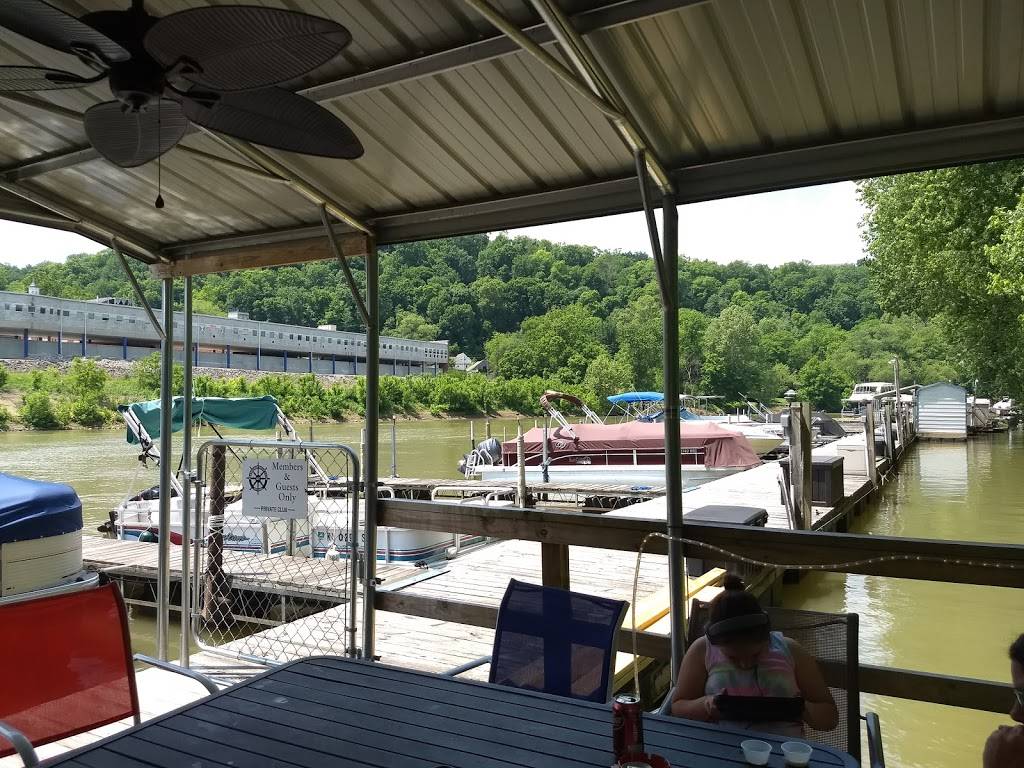 Riverboat Grill | restaurant | 101 Riverboat Landing, Frankfort, KY 40601, USA | 5022348949 OR +1 502-234-8949