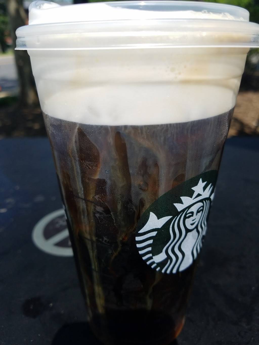 Starbucks | cafe | 6227 N Charles St #6225, Baltimore, MD 21212, USA | 4103778715 OR +1 410-377-8715