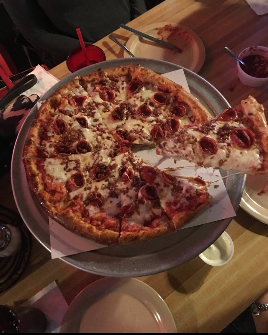 Bennys Pizza | restaurant | 31525 Joy Rd, Westland, MI 48185, USA | 7342613720 OR +1 734-261-3720
