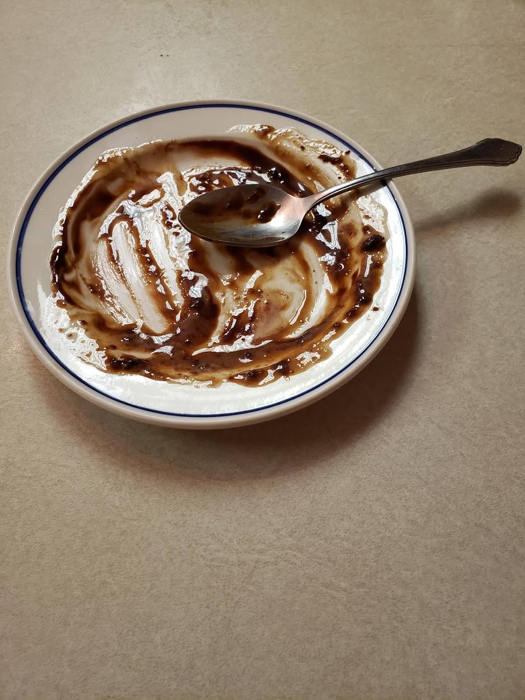 Granny Bees LLC | restaurant | 179 Main St, Appomattox, VA 24522, USA | 4343522259 OR +1 434-352-2259