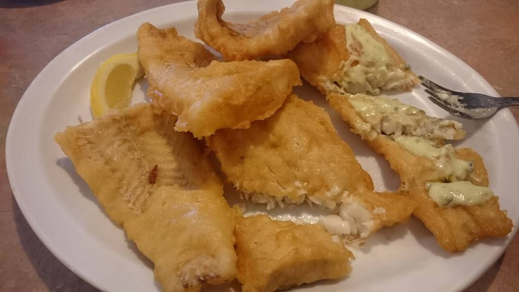 Pat & Hanks Fish & Chips | restaurant | 12213 Tecumseh Rd E, Windsor, ON N8N 1M3, Canada | 5197390638 OR +1 519-739-0638