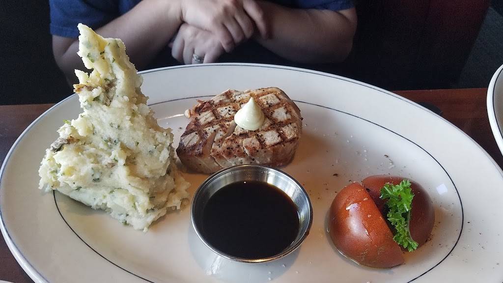 J. Alexander’s | restaurant | 2215 Hamilton Pl Blvd, Chattanooga, TN 37421, USA | 4238555559 OR +1 423-855-5559