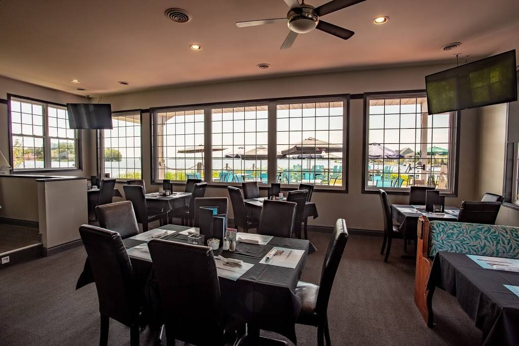 The Whistling Duck | restaurant | 75 Harbour St, Brighton, ON K0K 1H0, Canada | 6134754142 OR +1 613-475-4142