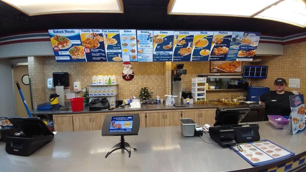 Long John Silvers | restaurant | 10780 Brookpark Rd, Cleveland, OH 44130, USA | 2162670474 OR +1 216-267-0474