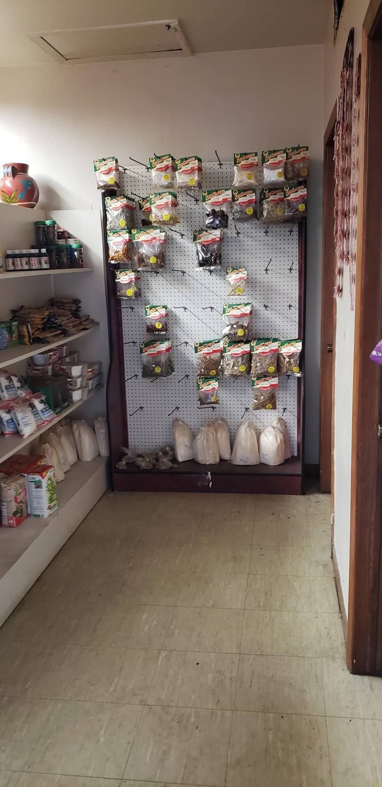 Taqueria Nenas | restaurant | 1620 N Monroe St, Monroe, MI 48162, USA | 7344579170 OR +1 734-457-9170