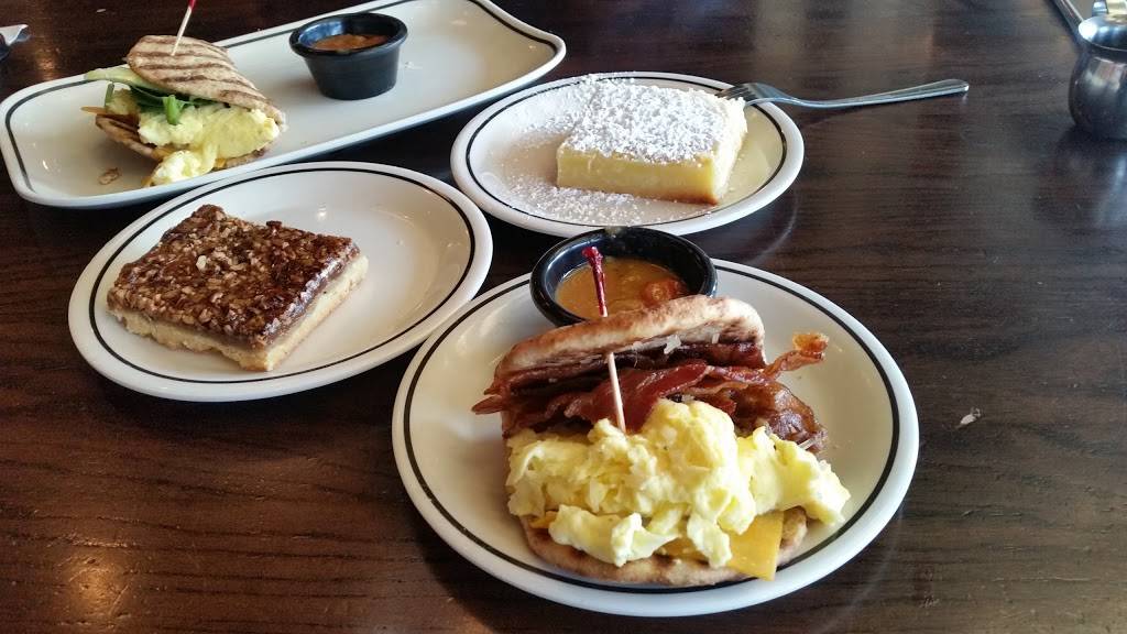 Corner Bakery Cafe | cafe | 1025 Camino De La Reina #3, San Diego, CA 92108, USA | 6196920423 OR +1 619-692-0423