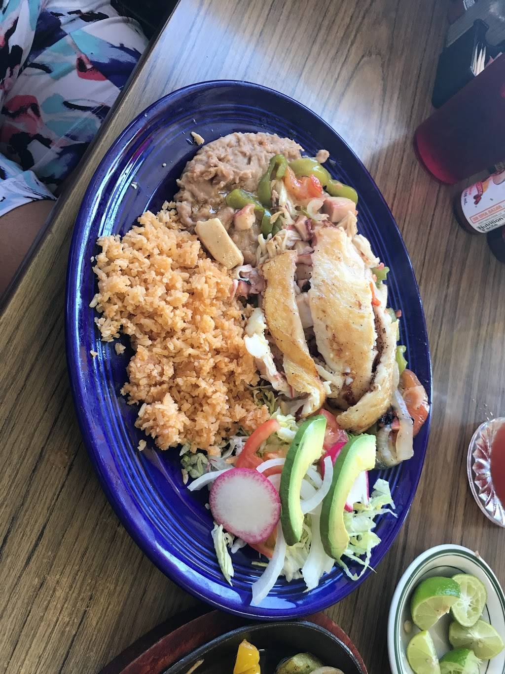 Mariscos Las Adas Manzanillo | restaurant | 4772 E Olive Ave, Fresno, CA 93702, USA | 5594550963 OR +1 559-455-0963