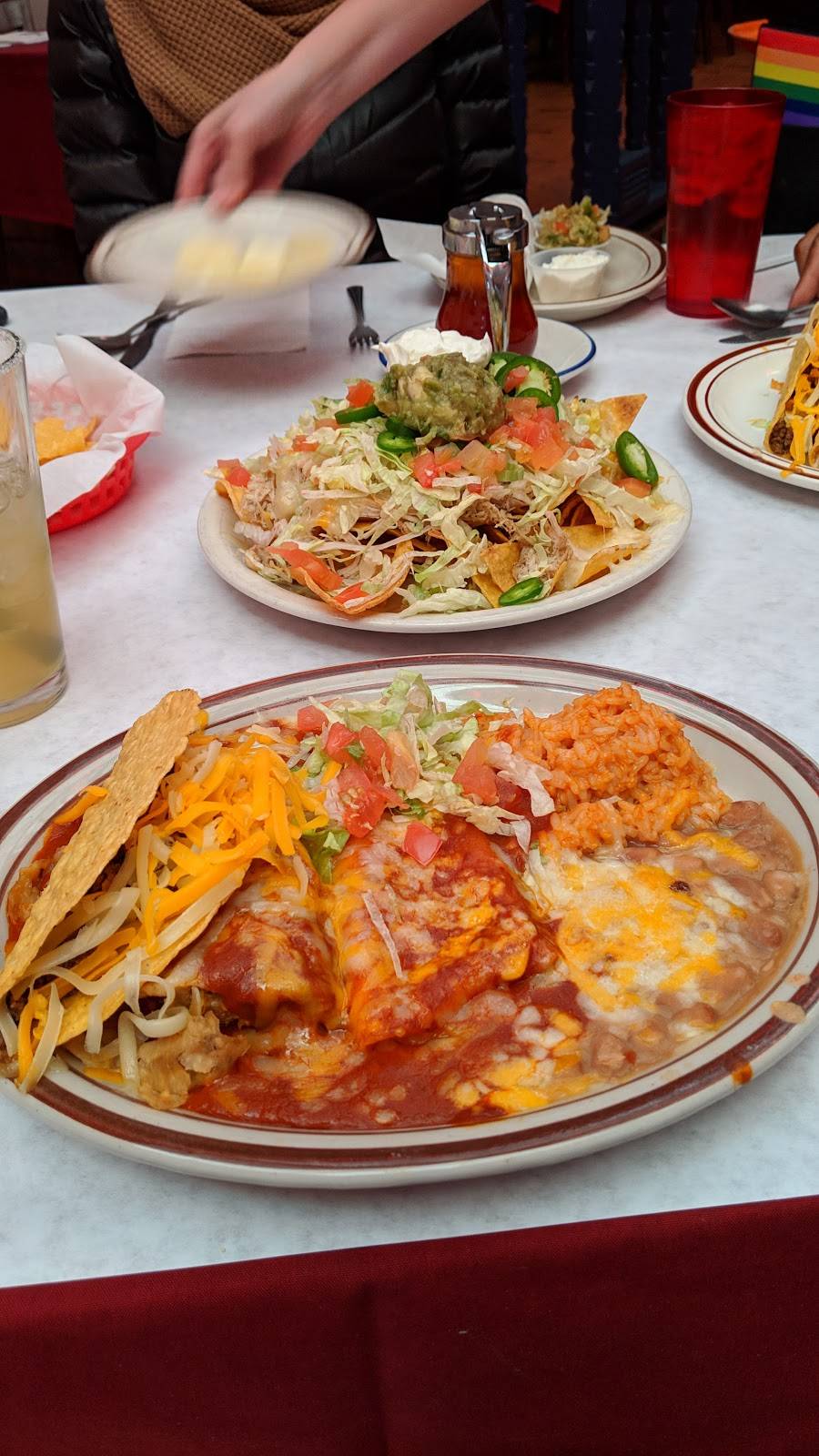 La Placita Dining Rooms | restaurant | 206 San Felipe St NW, Albuquerque, NM 87104, USA | 5052472204 OR +1 505-247-2204