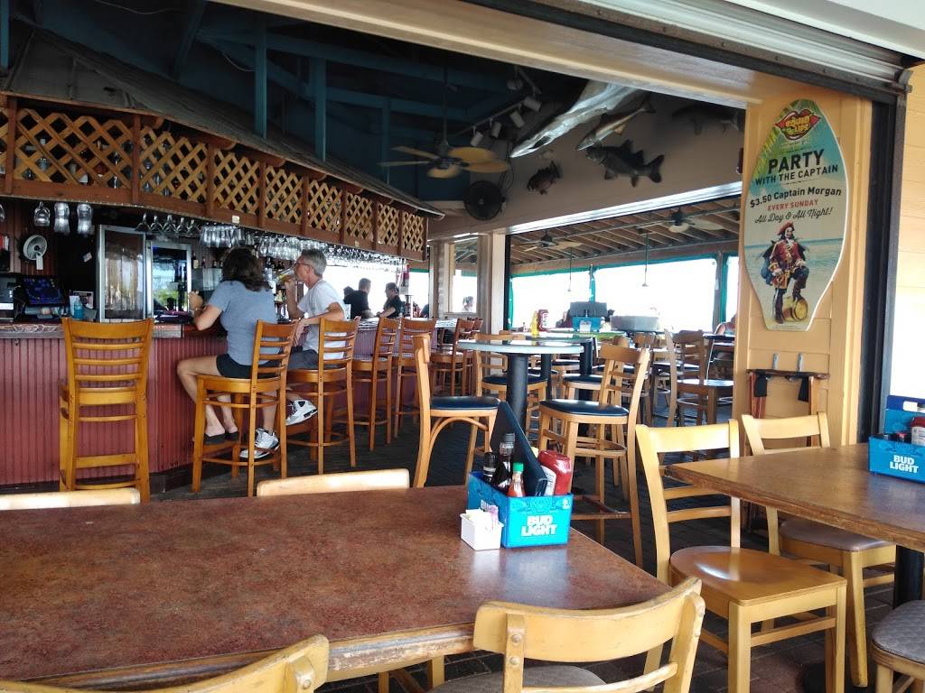 Squid Lips | restaurant | 1660 Indian River Dr, Sebastian, FL 32958, USA | 7725893828 OR +1 772-589-3828