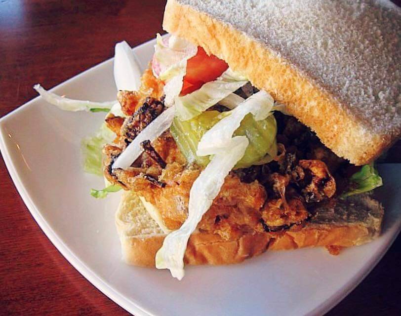 Mai Lee | restaurant | 8396 Musick Memorial Dr, Brentwood, MO 63144, USA | 3146452835 OR +1 314-645-2835