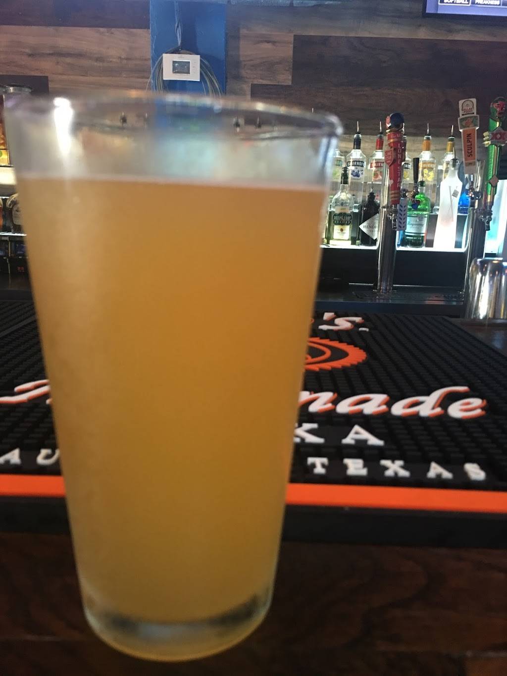 Slackers Sports Bar - St. Marys | restaurant | 2809 N St Marys St, San Antonio, TX 78212, USA | 2108452603 OR +1 210-845-2603