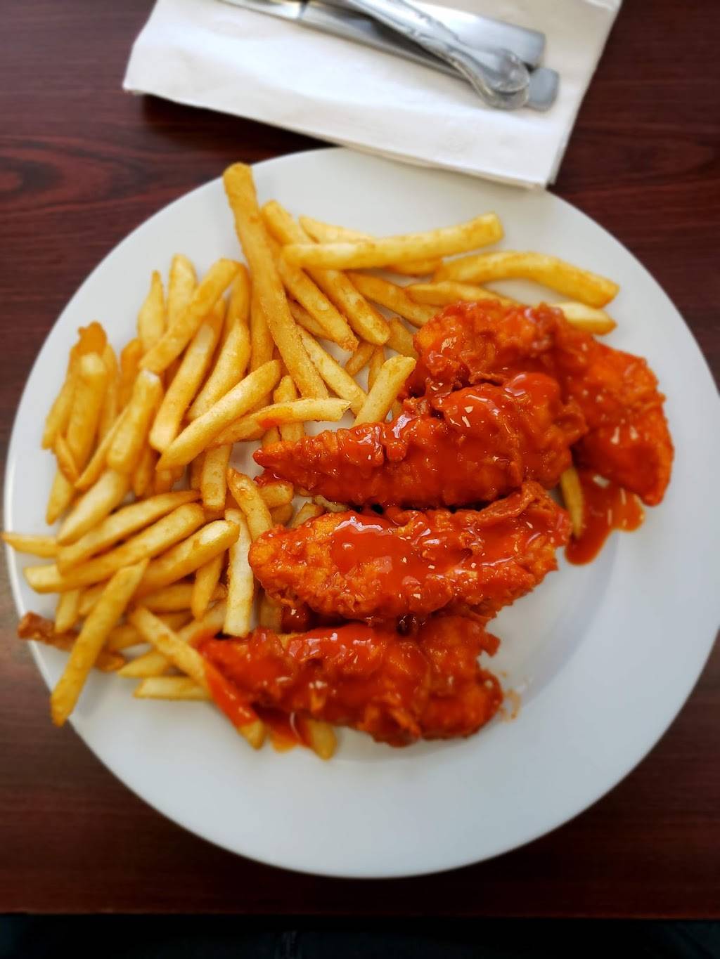 Hillside Grille | restaurant | 73 W Main St, Northborough, MA 01532, USA | 5083516060 OR +1 508-351-6060