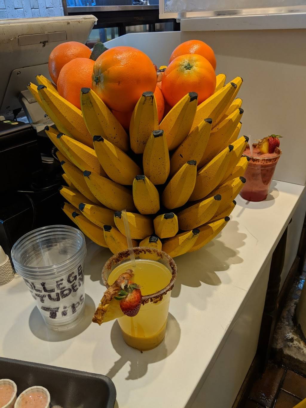 The Monkey Bar | restaurant | N Market St, Boston, MA 02109, USA | 6173672110 OR +1 617-367-2110