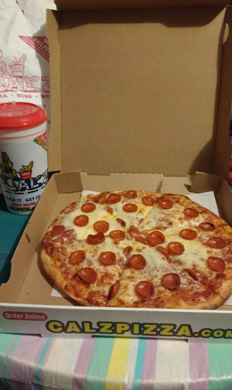 Calz Pizza | restaurant | 738 E Bayview Blvd, Norfolk, VA 23503, USA | 7574803663 OR +1 757-480-3663