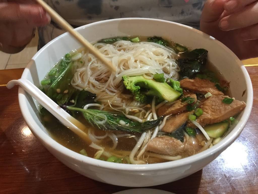 Pho Lavie | restaurant | 3321 N Federal Hwy N. Federal Hwy, Pompano Beach, FL 33064, USA | 9549414155 OR +1 954-941-4155