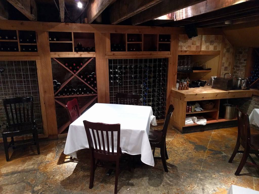 McEwens | restaurant | 120 Monroe Ave, Memphis, TN 38103, USA | 9015277085 OR +1 901-527-7085