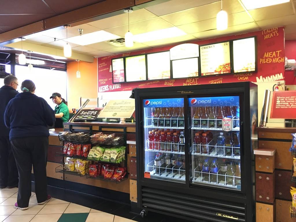 Quiznos | restaurant | 4406 Nathan Ln N, Plymouth, MN 55442, USA | 7635598100 OR +1 763-559-8100