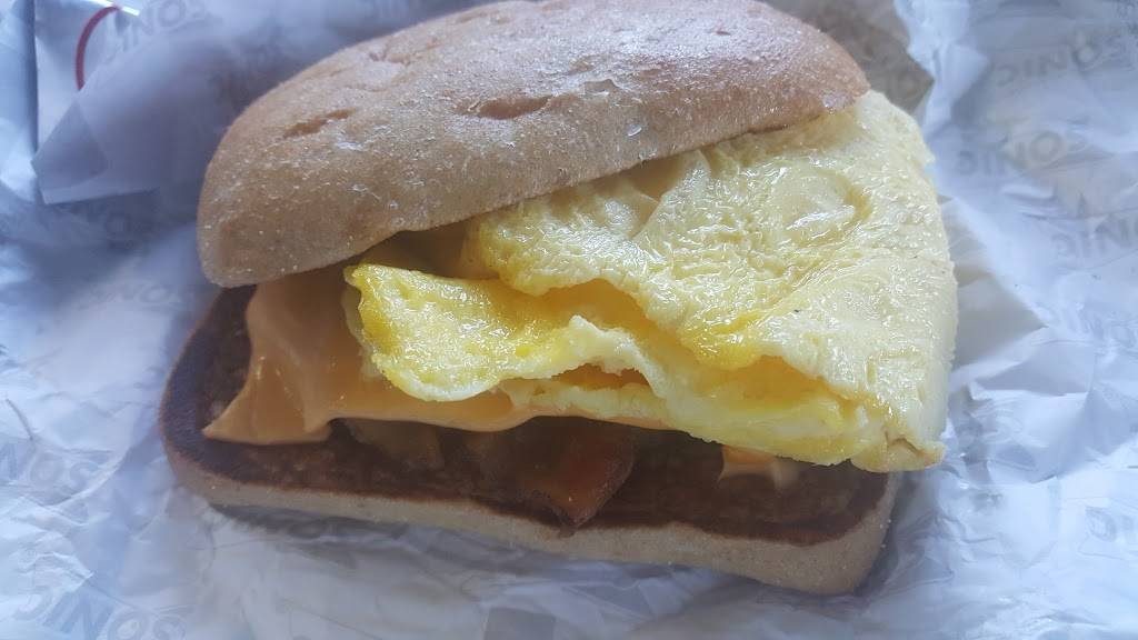 Sonic Drive-In | restaurant | 3222 Cummings Hwy, Chattanooga, TN 37419, USA | 4238215653 OR +1 423-821-5653