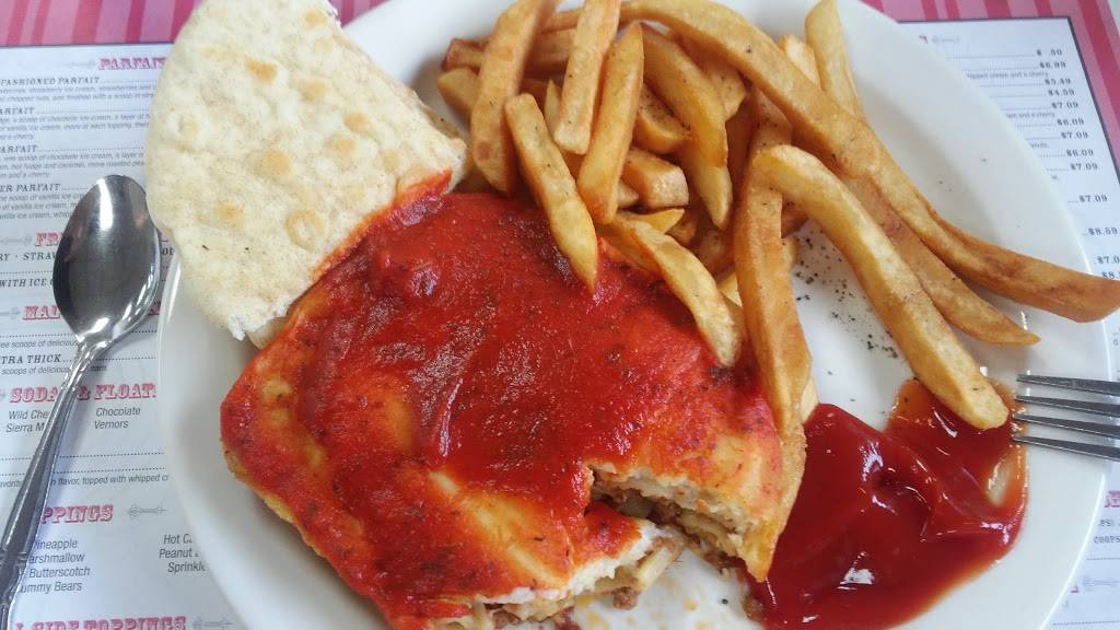 DNicios Parlor | restaurant | 1275 E Columbia Ave, Battle Creek, MI 49014, USA | 2699629001 OR +1 269-962-9001