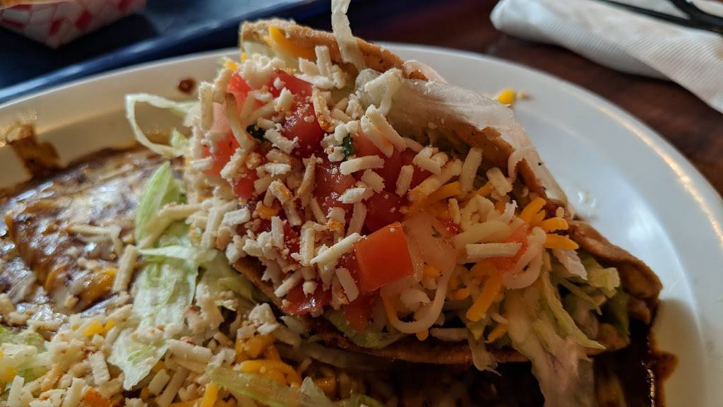 Los Panchos | restaurant | 2130 Birch Rd, Chula Vista, CA 91915, USA | 6192161611 OR +1 619-216-1611