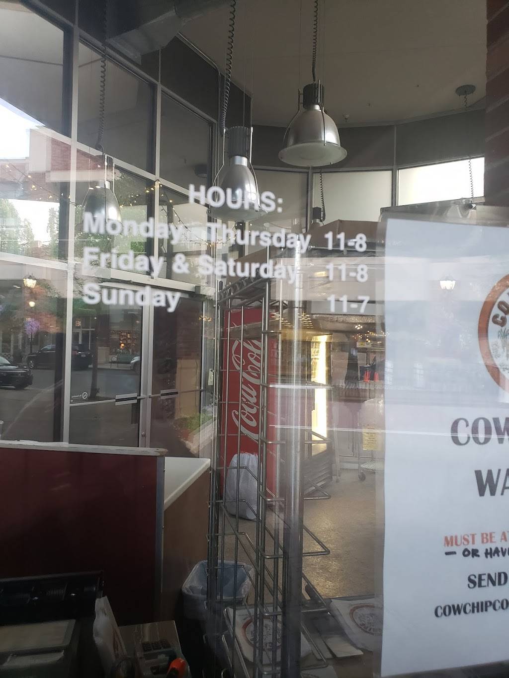 Cow Chip Cookies | restaurant | 7330 166th Ave NE e100, Redmond, WA 98052, USA | 4253762548 OR +1 425-376-2548