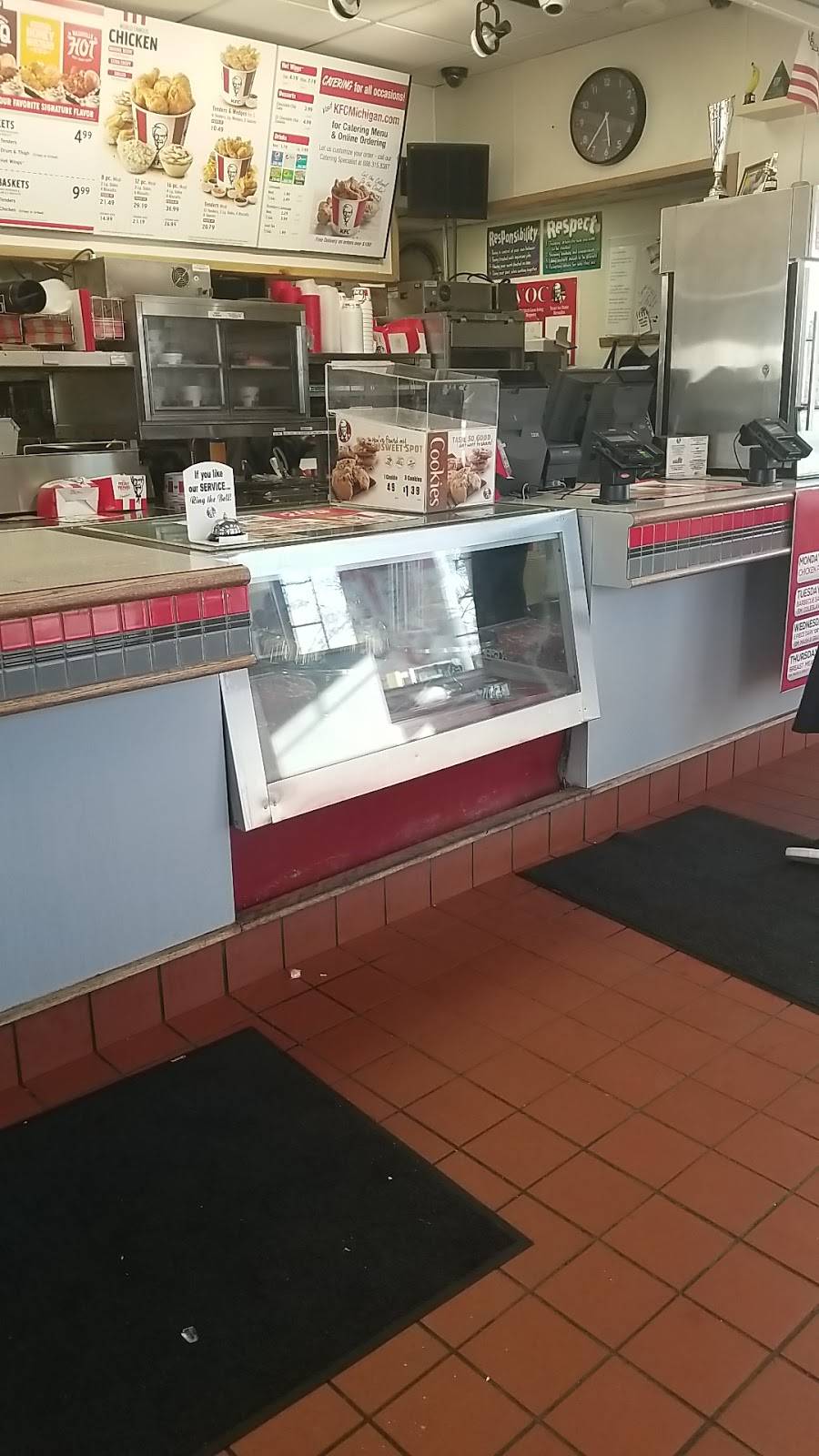 KFC | restaurant | 25551 Five Mile Road, Redford Charter Twp, MI 48239, USA | 3135327523 OR +1 313-532-7523