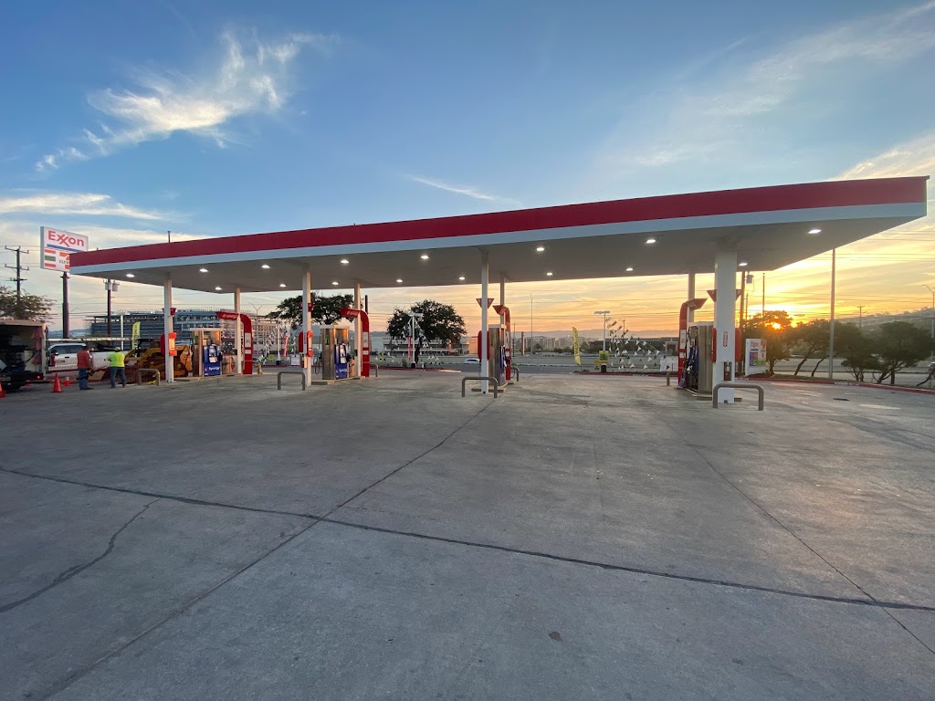 Laredo Taco Company | restaurant | 19605 W Interstate 10 Frontage Rd, San Antonio, TX 78257, USA | 4699349897 OR +1 469-934-9897