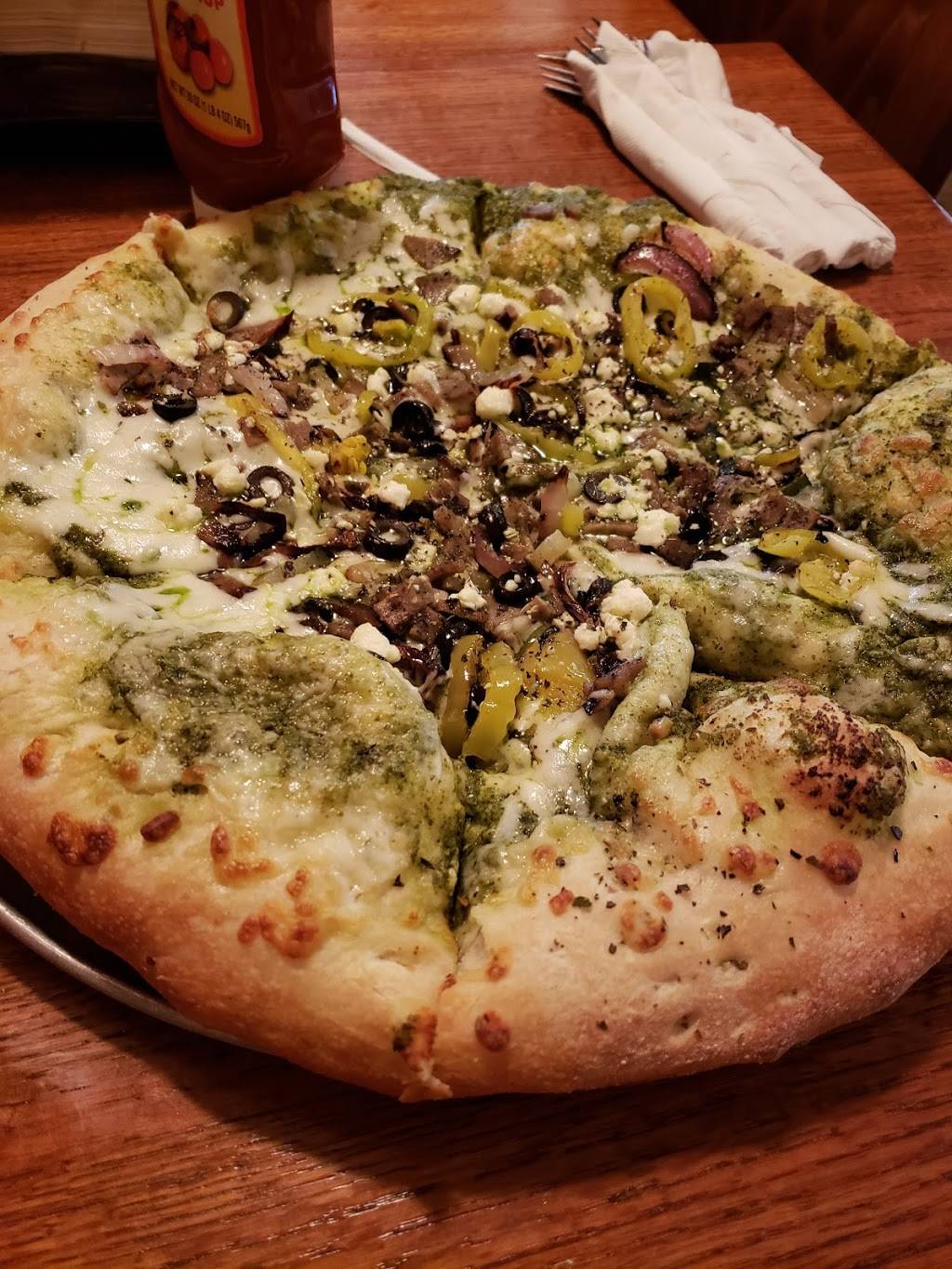 Vesta Pizzeria and Family Restaurant | restaurant | 2 S Main St, Boonsboro, MD 21713, USA | 3014326166 OR +1 301-432-6166