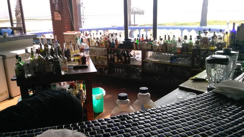 La Marina | restaurant | Baja Cove Beach, Punta Banda, B.C., Mexico | 016461542875 OR +52 646 154 2875