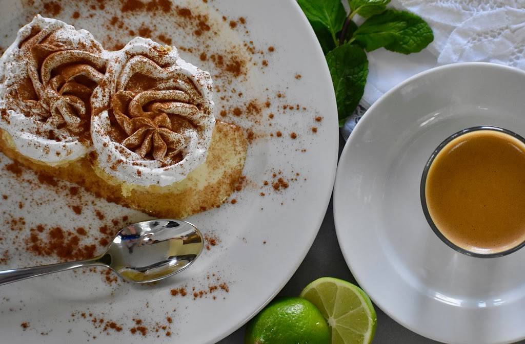 Esencias Cafe | restaurant | 7500 NW 25th St STE 103, Miami, FL 33122, USA | 7864838652 OR +1 786-483-8652