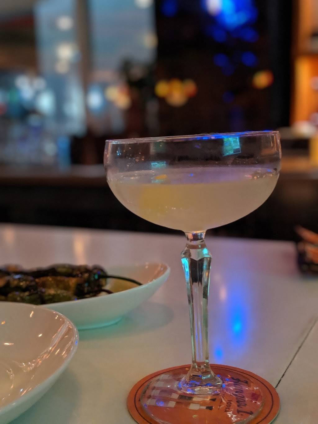 Hotsy-Totsy Bar & Grill and the sidecar speakeasy | restaurant | 2032 Harrison St, Hollywood, FL 33020, USA | 9545442383 OR +1 954-544-2383