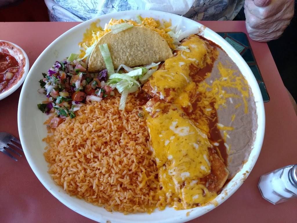 Pueblo Viejo Fort Pierce | restaurant | 1301 US-1, Fort Pierce, FL 34950, USA | 7724615551 OR +1 772-461-5551