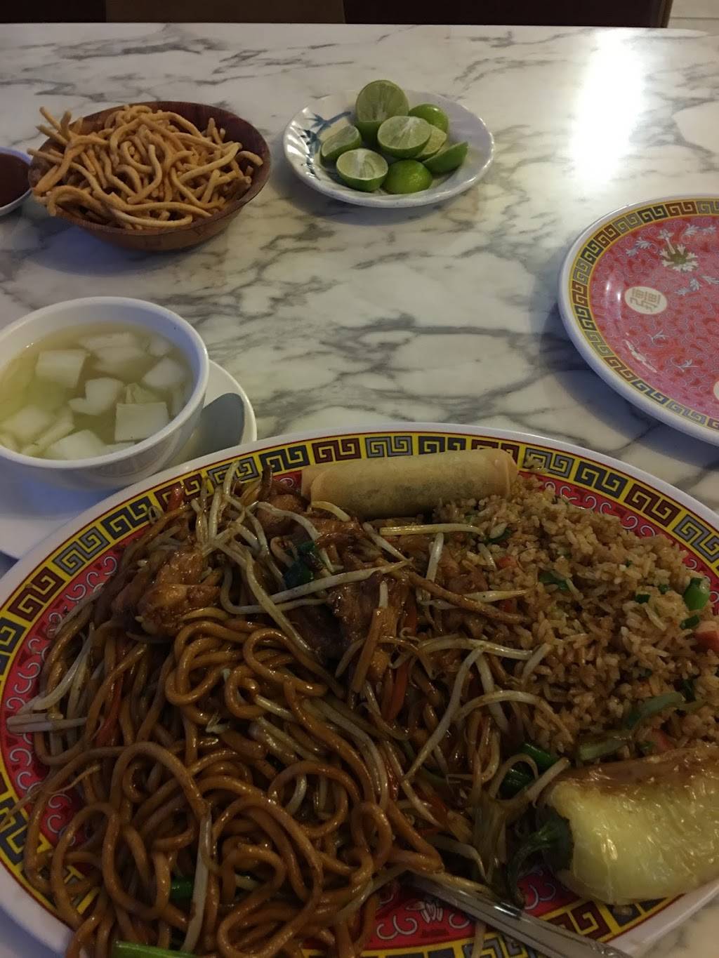 Palacio Royal | restaurant | Local 34, Blvd. Benito Juárez 984, Obrera, 22703 Rosarito, B.C., Mexico | 016616121412 OR +52 661 612 1412