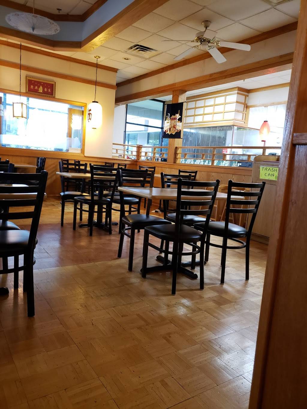 Tokyo Express Japanese Stkhse | restaurant | 422 Huffman Mill Rd, Burlington, NC 27215, USA | 3365844788 OR +1 336-584-4788