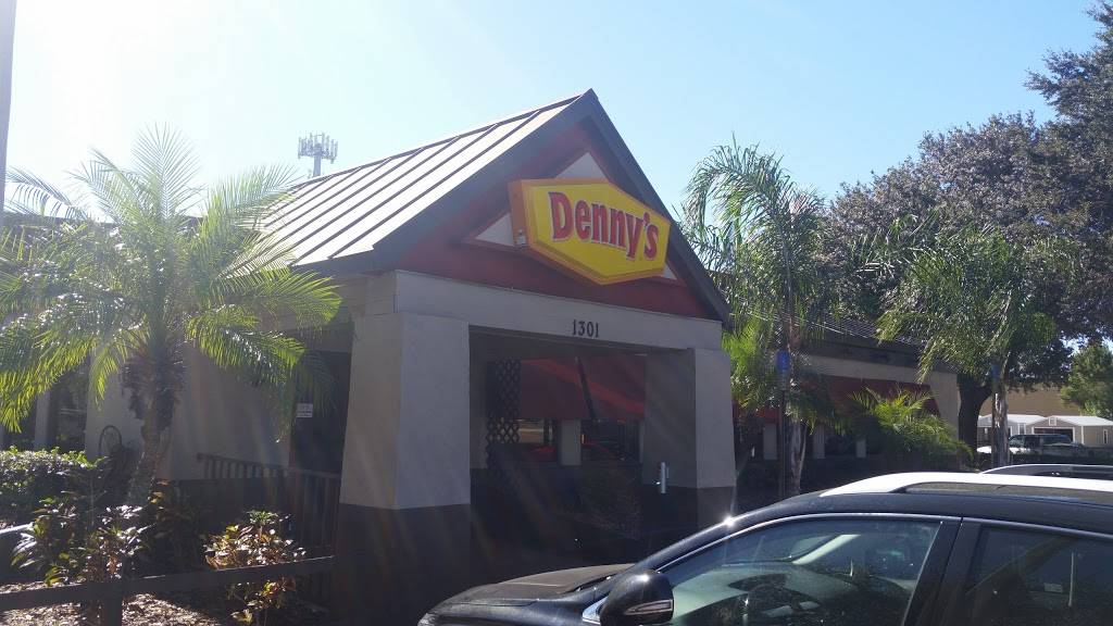 Dennys | restaurant | 1301 W Brandon Blvd, Brandon, FL 33511, USA | 8136851176 OR +1 813-685-1176