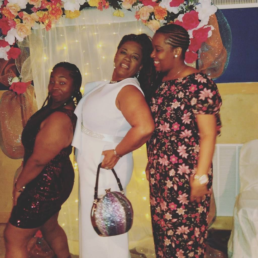 Subway | restaurant | 2213 Bessemer Rd, Birmingham, AL 35208, USA | 2057886782 OR +1 205-788-6782