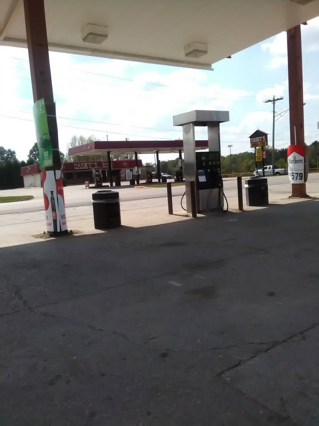 Caseys |  | 7502 E State St, Dugger, IN 47848, USA | 8126482397 OR +1 812-648-2397