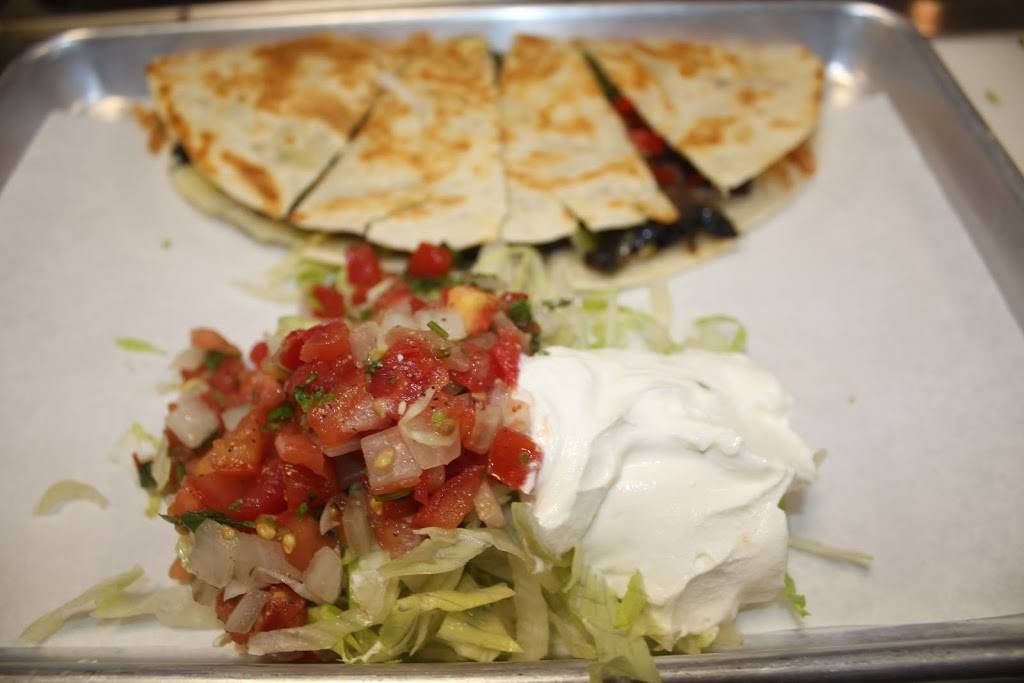 Pico Tequila Grill - East Northport | restaurant | 1920 Jericho Turnpike, East Northport, NY 11731, USA | 6314867843 OR +1 631-486-7843