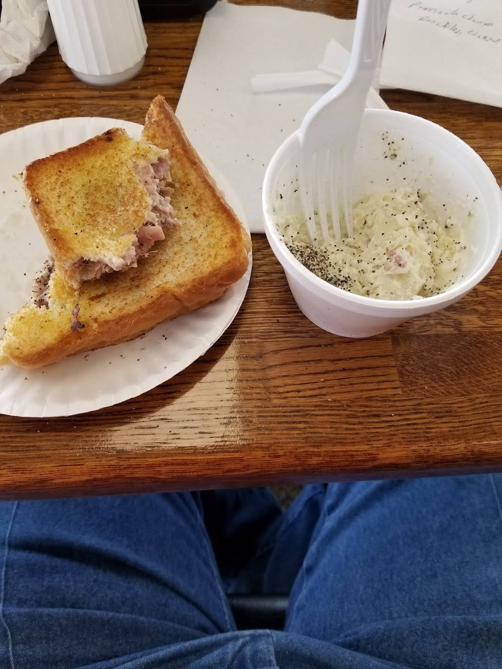 Duke Sandwich Company | restaurant | 626 Congaree Rd, Greenville, SC 29607, USA | 8642347166 OR +1 864-234-7166