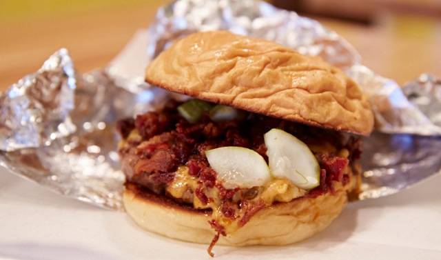 Roxys Grilled Cheese & Burgers | restaurant | 485 Cambridge St, Allston, MA 02134, USA | 6172025864 OR +1 617-202-5864