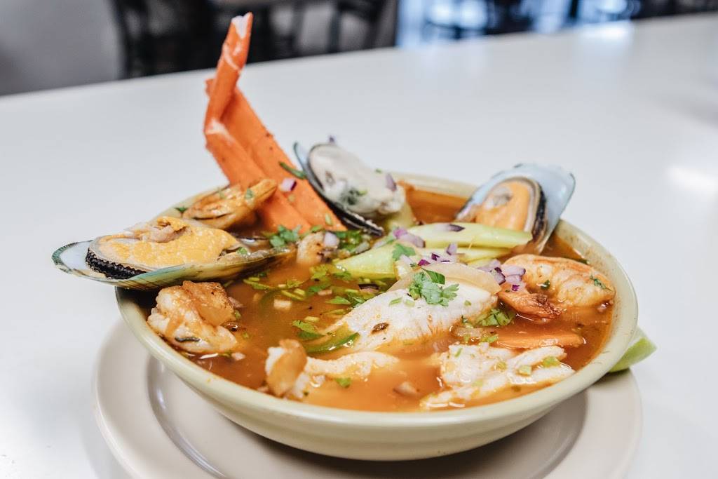 El Ranchito Restaurant | restaurant | 2105 Edison Hwy, Bakersfield, CA 93307, USA | 6618611857 OR +1 661-861-1857