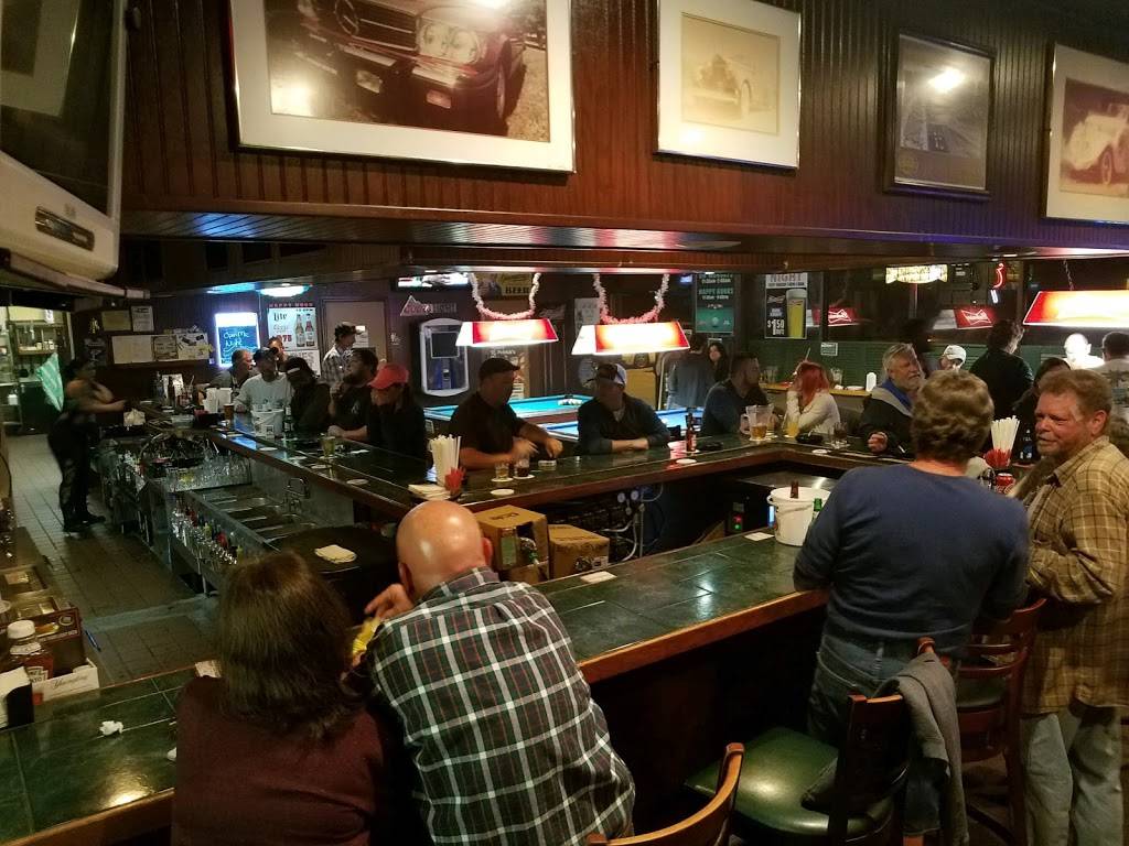 Charlies 2 Pub & Grill | restaurant | 3239 S US-1, Fort Pierce, FL 34982, USA | 7724295300 OR +1 772-429-5300