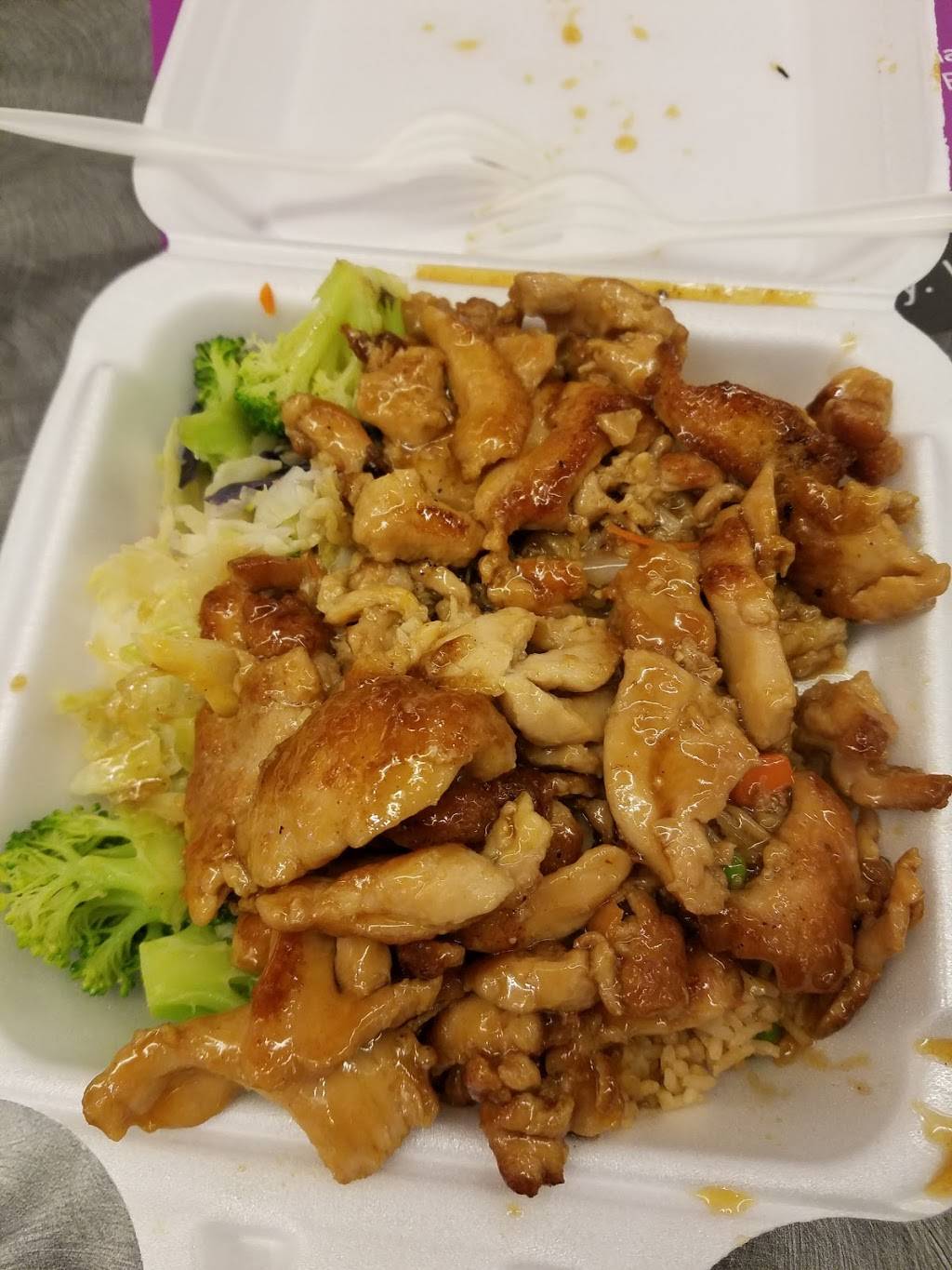 Sarku Japan | restaurant | 5300 S 76th St, Greendale, WI 53129, USA | 4144231193 OR +1 414-423-1193