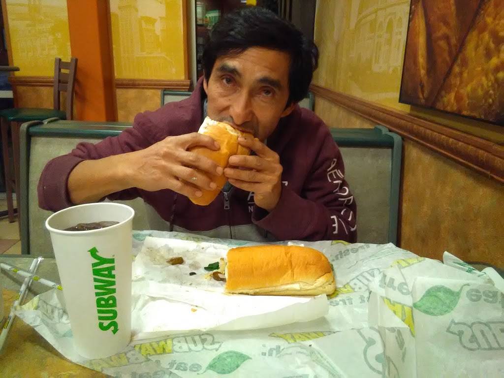 Subway | restaurant | 1525 G, Cinema Dr, Statesville, NC 28625, USA | 7048837772 OR +1 704-883-7772