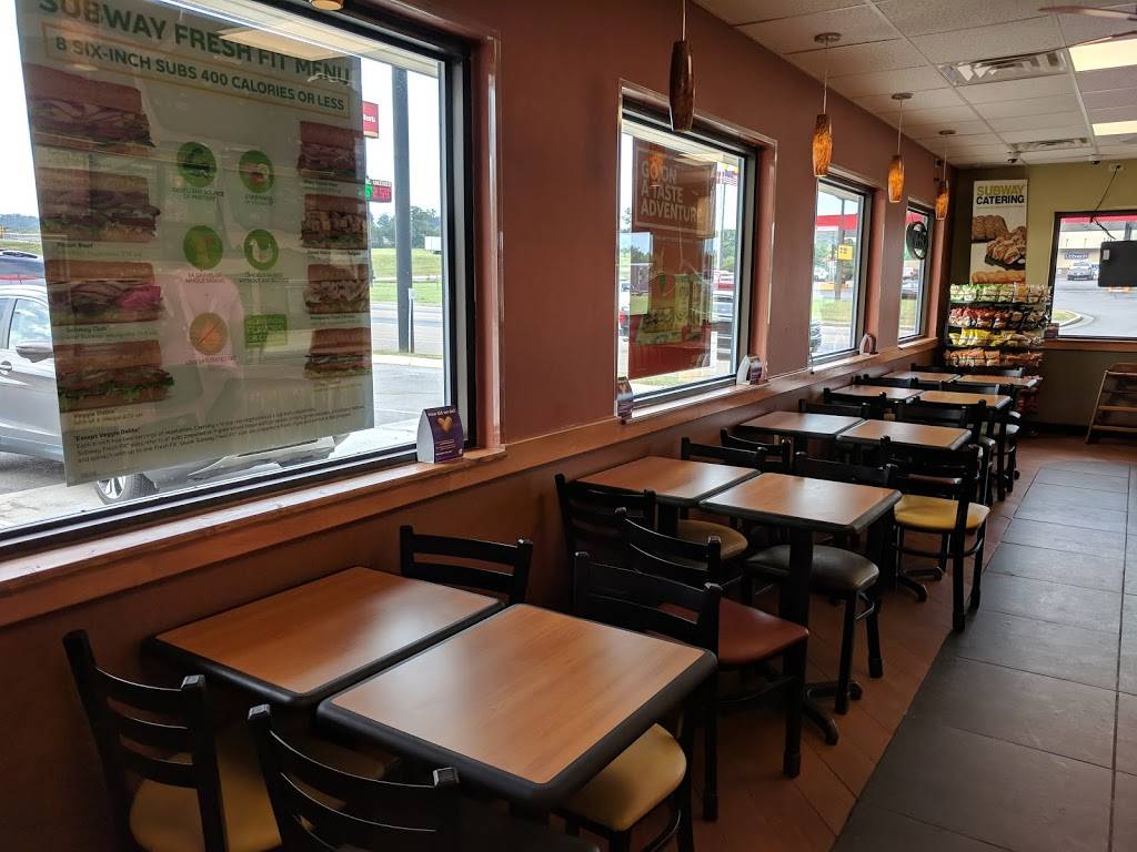 Subway | restaurant | 3621 Roy Messer Hwy, White Pine, TN 37890, USA | 8657611500 OR +1 865-761-1500