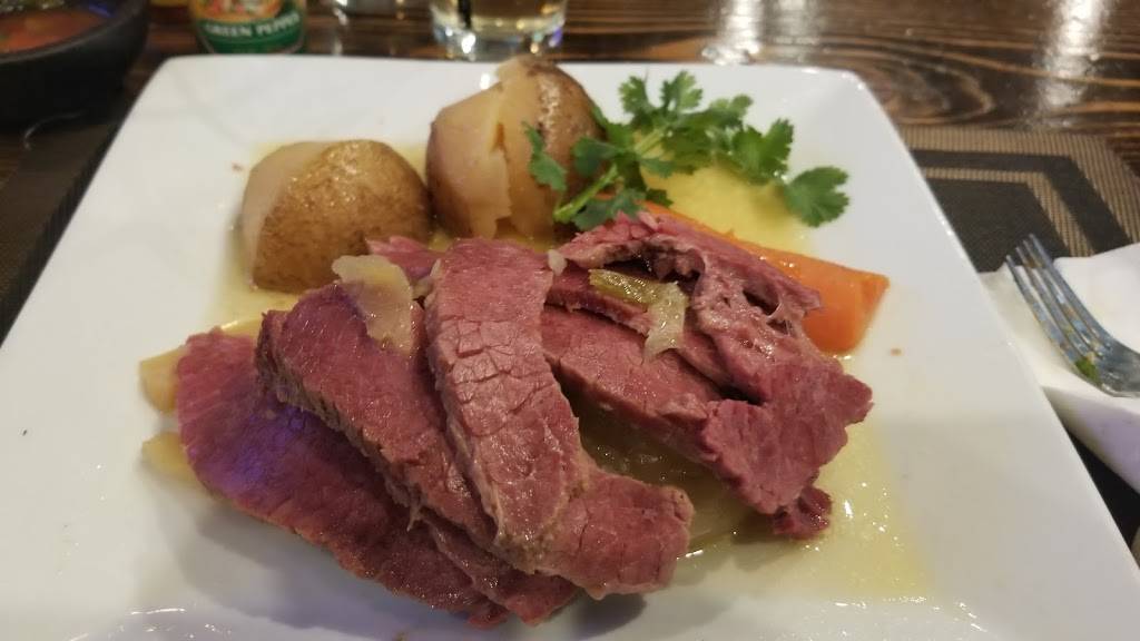 Oak House Mexican Kitchen | restaurant | 155 Tulip Ave, Floral Park, NY 11001, USA | 5167752135 OR +1 516-775-2135