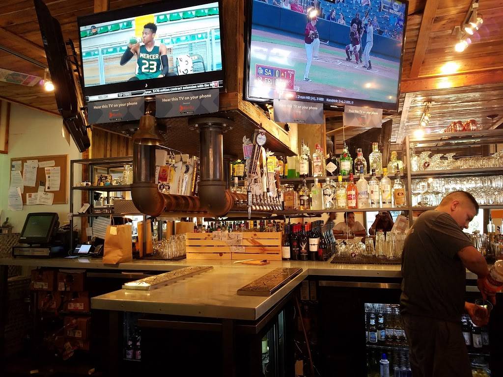 Dallas Grilled Cheese Co. (Bishop Arts) | restaurant | 310 W 7th St, Dallas, TX 75208, USA | 2149445515 OR +1 214-944-5515